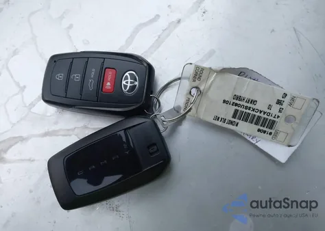 2025 Toyota Camry Xle from USA, damaged, VIN 4T1DAACK3SU082105